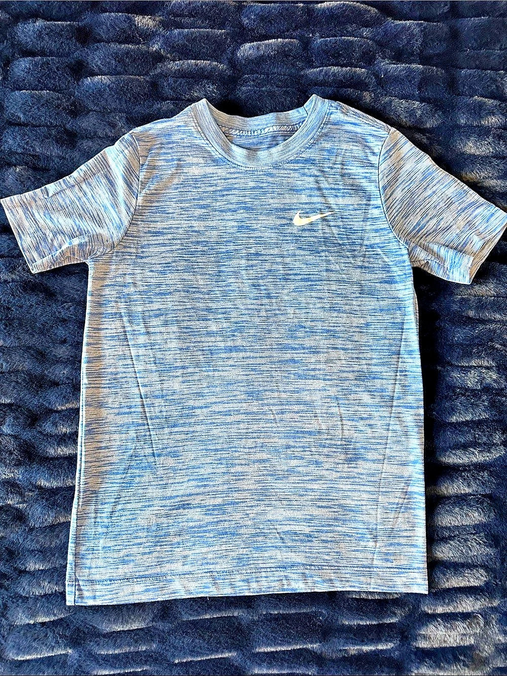 Nike The Nike Tee Dri-FIT Space Dye Boys Medium Blue & White